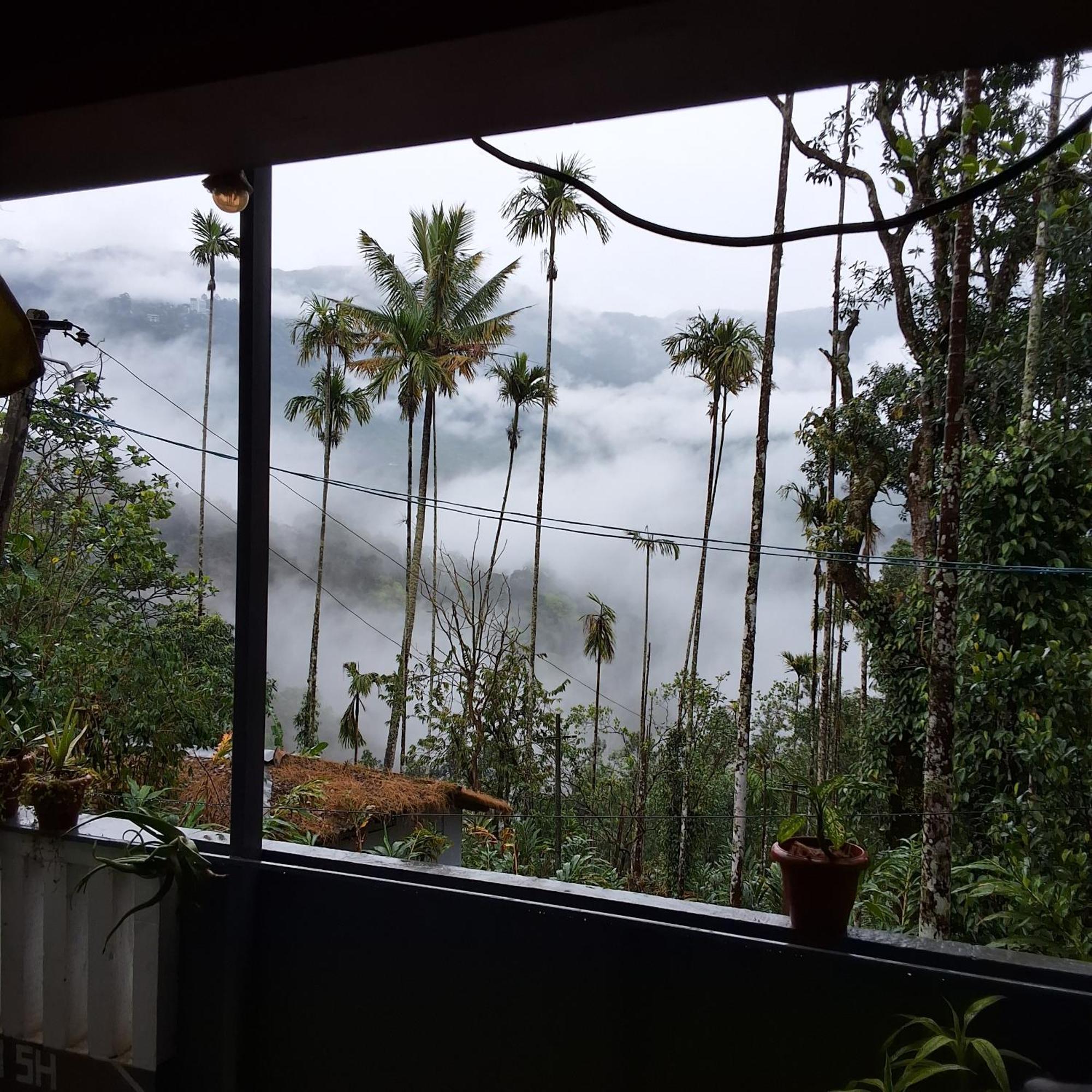 Krish Villa Homestay 무나르 외부 사진